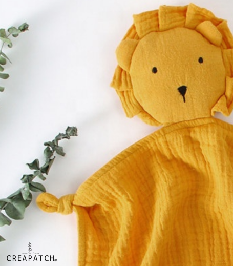 Lili the Lion | 100% organic cotton